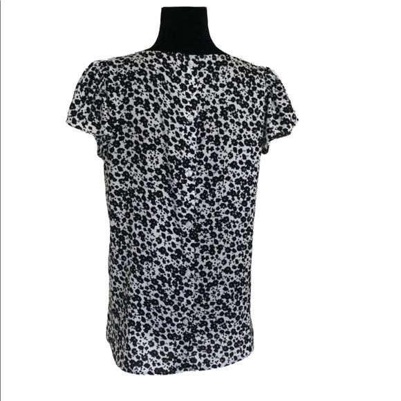 Loft Ann Taylor black and cream floral cap sleeve pullover blouse size small - Picture 8 of 8